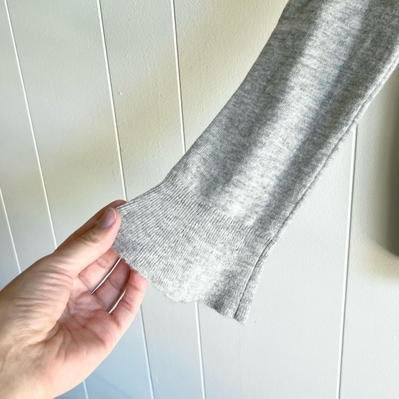 Talbots Light Gray Lambswool Flare Sleeve Button Sweater Sz MP - Picture 2 of 5